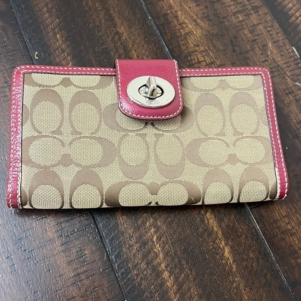 Coach Hampton Signature Leather Slim Envelope Wallet Khaki Plum Purple RARE